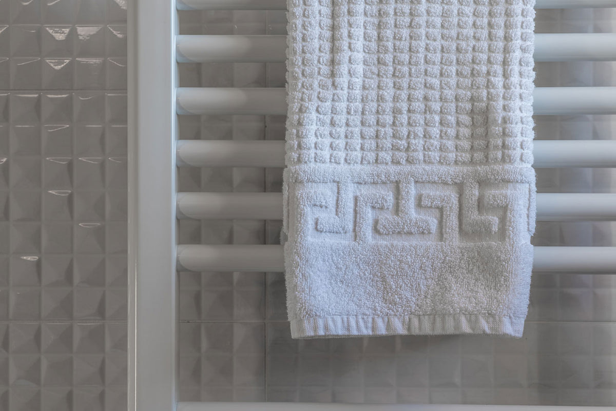Bath Towel Vs Bath Sheet What's the Difference & Which One Should You