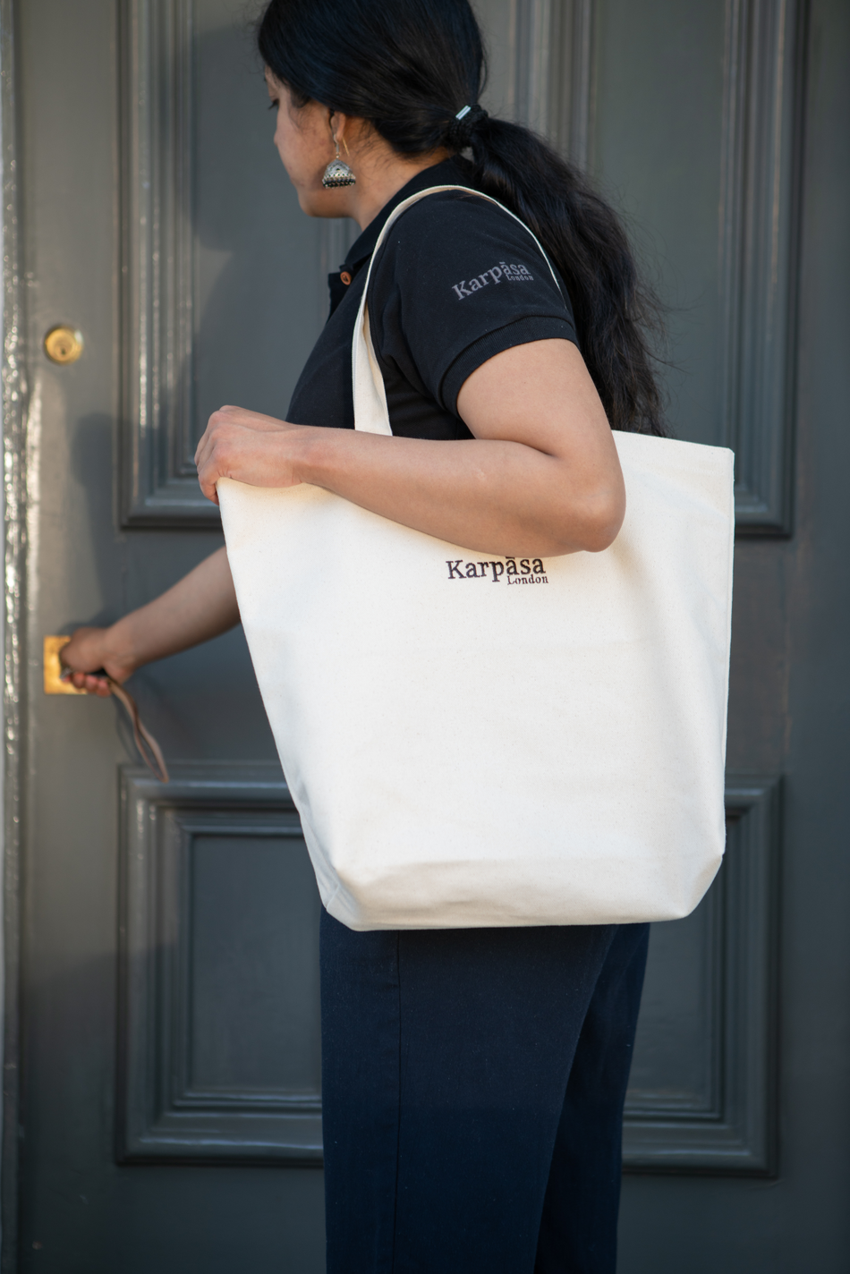 Benefits of using Thick quality Tote Bags and Shopping bags
